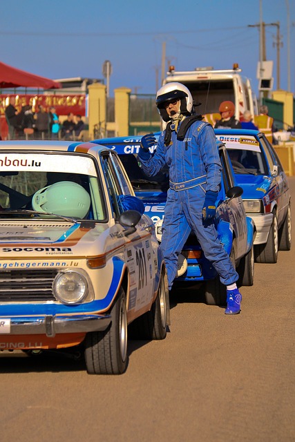 尤其是在近 尤其是在近