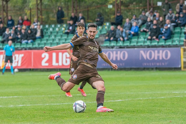 中承担了重 中承担了重